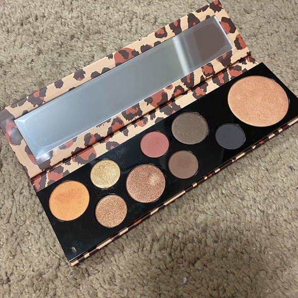 Mac Mischief Minx Eyeshadow Palette - Picture 4 of 4